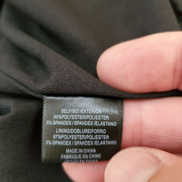 Wayf Poise Velvet Strappy Camisole -  size Medium in Black. - Picture 14 of 14